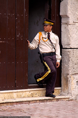 bank guard in Cartagena Colombia